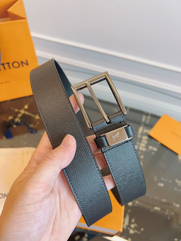 ルイヴィトンベルト素材ディテール